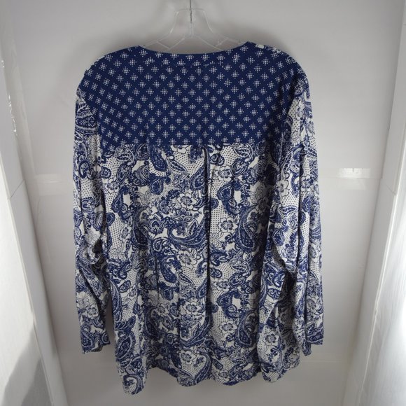 New Direction Paisley Print Top - Picture 8 of 10